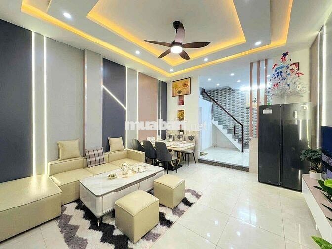 cho thuê nhà trần cao vân cách đường chính 40m
