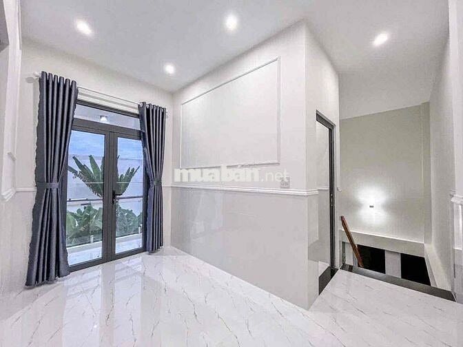 Bán gấp Trong tuần giá 1ty950 buôg đuôi