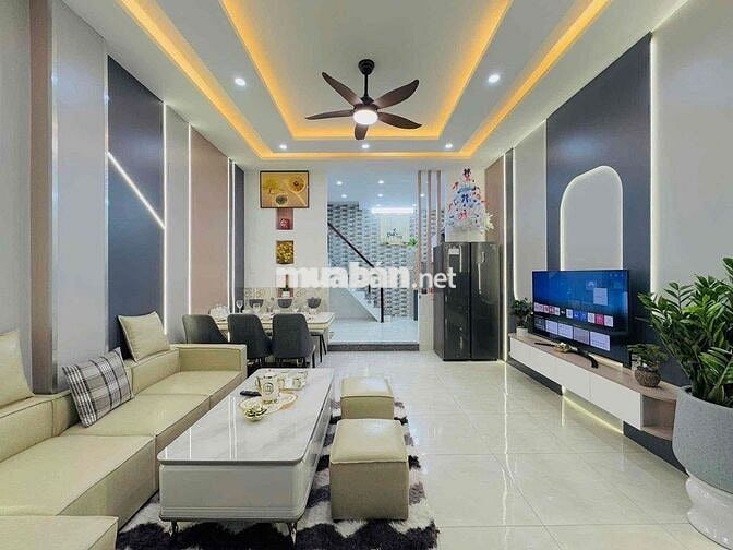 cho thuê nhà trần cao vân cách đường chính 40m