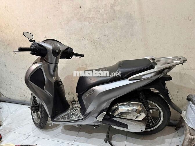 Honda SH Bạc