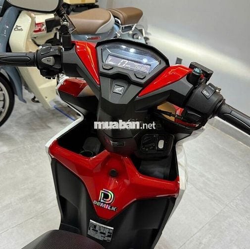 Honda Vario 150 2020 Đỏ trắng BSTP bao hồ sơ