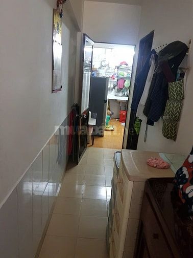 Nhà Bán: Cc Ngô Gia Tự (Tầng Trệt) Trần Nhân Tôn P.2 Q.10 dt:3,5x14,5m
