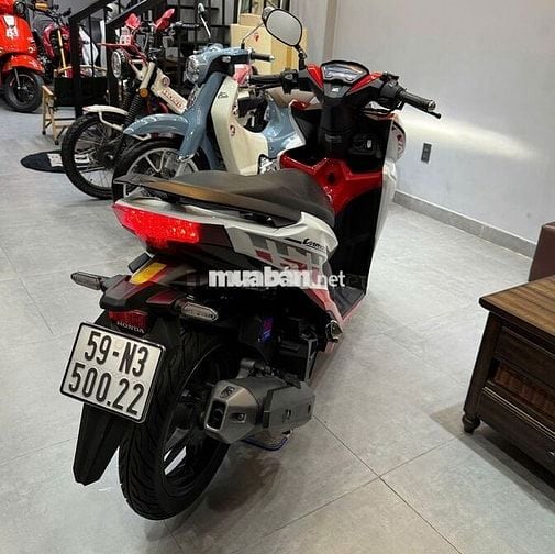 Honda Vario 150 2020 Đỏ trắng BSTP bao hồ sơ