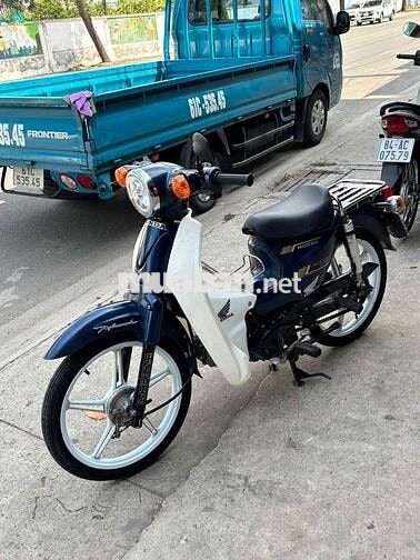 Honda Cub 50cc 2019 Xanh trắng