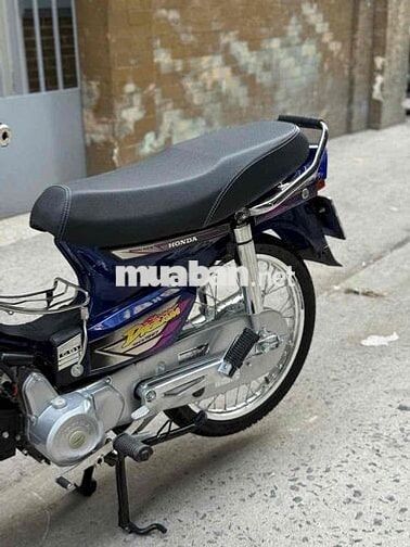 Honda Dream Thái Xanh