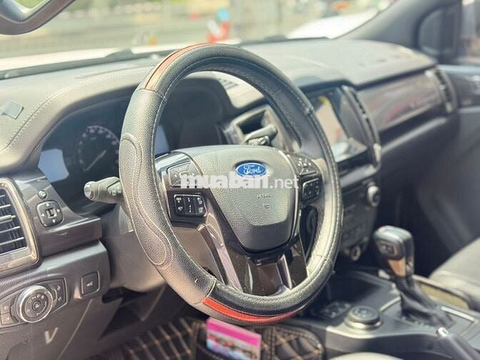 Ford Everest Titanium 4x4 2020 - xe cá nhân