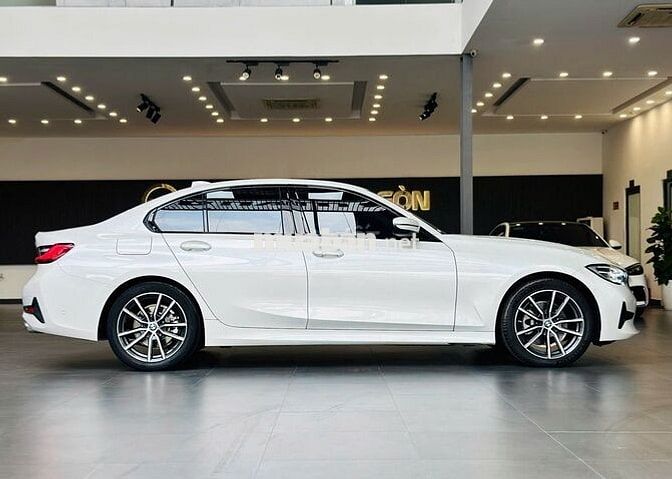 BMW 320i Sportline Plus Model 2021