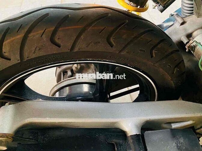 Yamaha Luvias màu Xanh