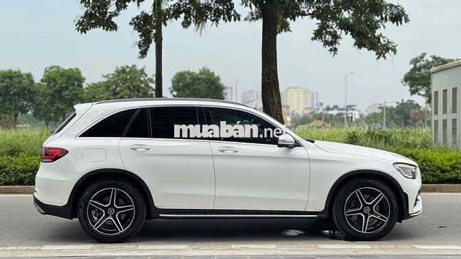GLC 300 4matic sx 2021 Trắng chạy zin 4,5v Km đẹp