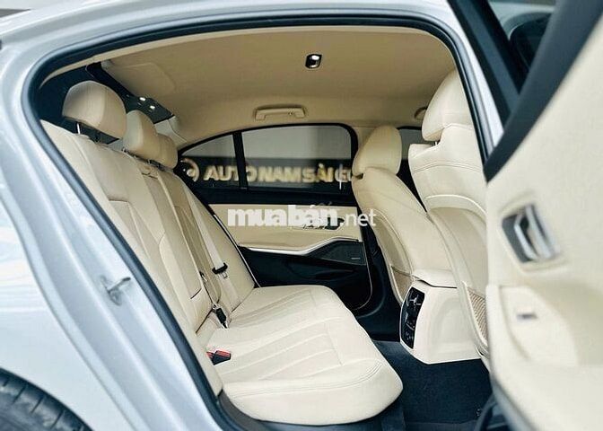 BMW 320i Sportline Plus Model 2021