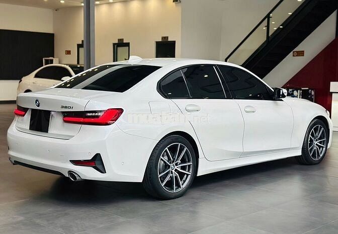 BMW 320i Sportline Plus Model 2021