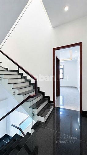 Hẻm xe hơi Bùi Văn Ba Q7, 4.1x16, 1 trệt 2 lầu ST Chỉ 8 Tỷ