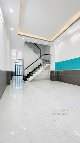 Hẻm xe hơi Bùi Văn Ba Q7, 4.1x16, 1 trệt 2 lầu ST Chỉ 8 Tỷ