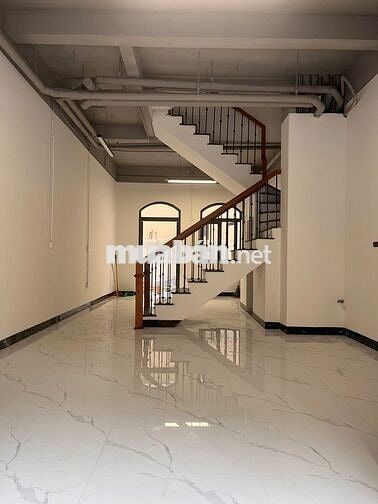 Chính chủ cần cho thuê lâu dài căn liền kề phân khu Chà Là OCP2 