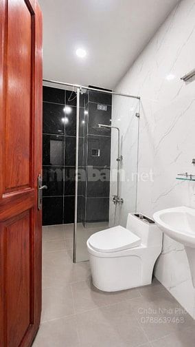 Hẻm xe hơi Bùi Văn Ba Q7, 4.1x16, 1 trệt 2 lầu ST Chỉ 8 Tỷ