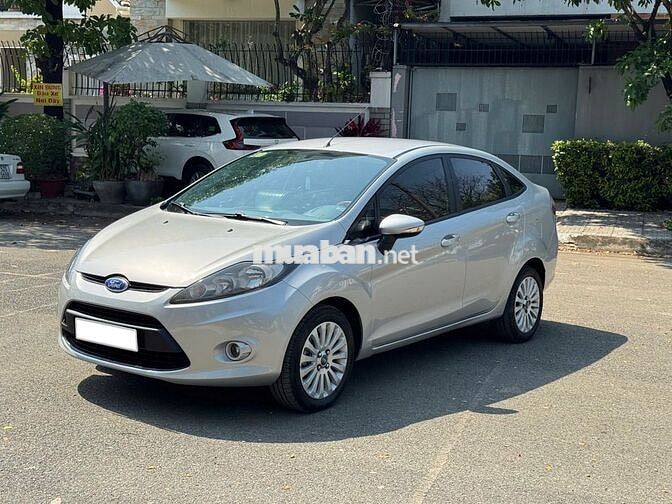 Ford Fiesta 2012 1.6 AT Bạc