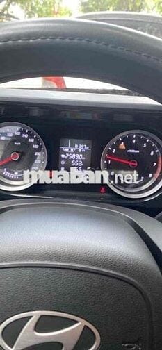 Hyundai Accent BN71 1.5 MT 2025 Trắng