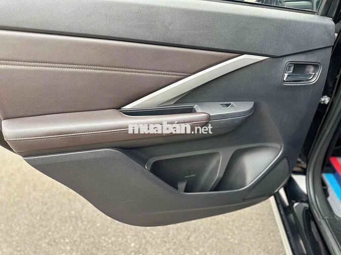 Mitsubishi Xpander Premium 2024 Đen