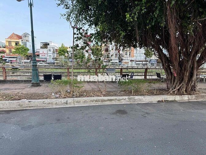 mặt tiền ngang 20m.  30m2 nguyễn bĩnh khiêm phường ninh kiều cần thơ