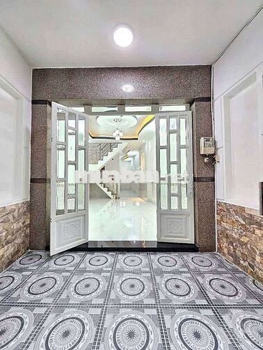 2,4 Tỷ TL nhà 1 lầu 3 PN 3,5 x 16 hẻm 2056/ Huỳnh Tấn Phát Nhà Bè