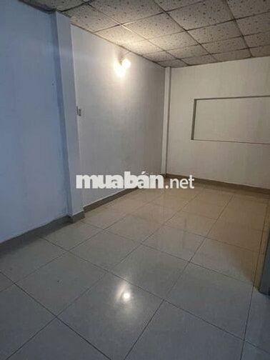Cho thuê nhà mặt tiền Đường Số 8 Trường Thọ, Thủ Đức -  có sân oto