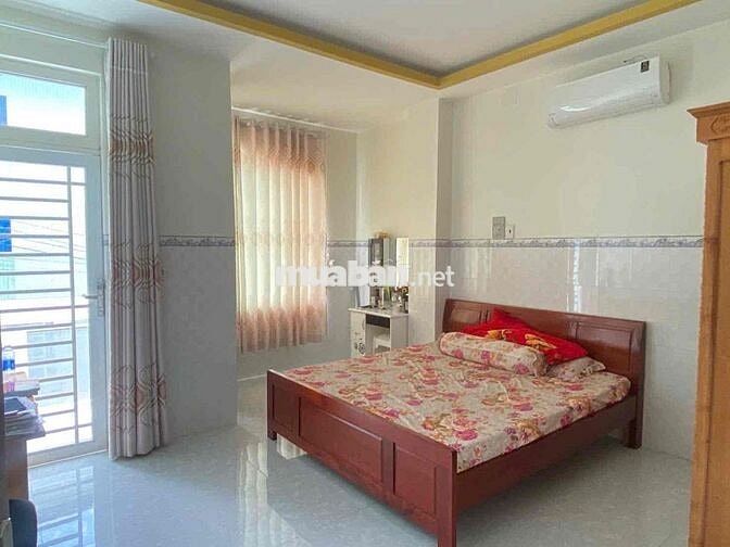 NHÀ CẤP 3 ĐỐI DIỆN KHU BẠCH ĐÀN, CÁCH ĐƯỜNG TÔN ĐỨC THẮNG 20m