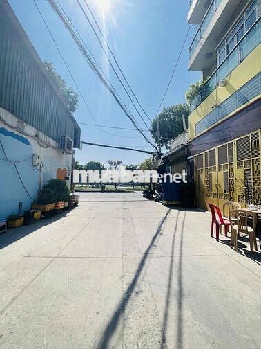 NHÀ PHỐ TRUNG MỸ TÂY – SÁT QL1A | NGAY CV PHẦN MỀM QUANG TRUNG - CÓ TH