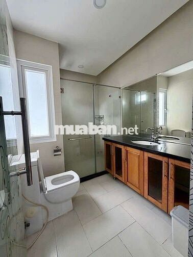 bán biệt thự mặt tiền đường số 18 KDC ấp 5 phong DT 7m x 16m trệt 3 L