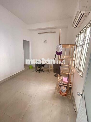 Nhà MTKD Phú Thọ Hoà.DT: 7 X 30m Trệt 3Lầu ST.10PN 9WC