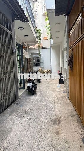 Cho thuê nhà 2pn hẻm ba gác đường Thủ Khoa Huân quận Tân Bình