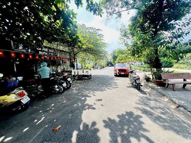 MẶT TIỀN KINH DOANH ĐỐI DIỆN CÔNG VIÊN_LINH TRUNG_GIÁ 8.5 TỶ_ĐƯỜNG 12M