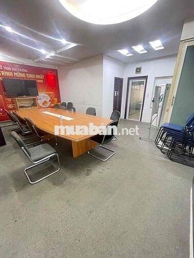 Nhà MTKD Phú Thọ Hoà.DT: 7 X 30m Trệt 3Lầu ST.10PN 9WC