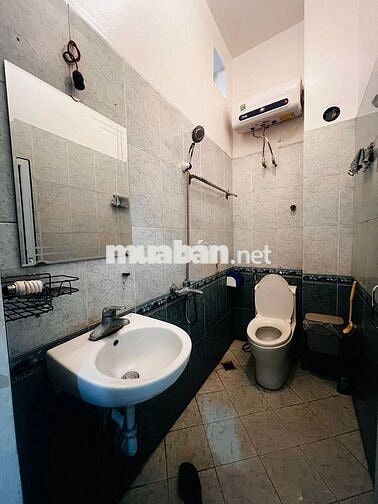 NHÀ HIẾM CỰ LỘC – BƯỚC CHÂN RA ROYAL CITY – NGÕ THÔNG, 1 NHÀ RA Ô TÔ