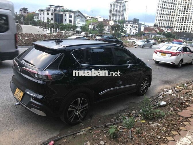 Xe điện VinFast VF e34 Đen