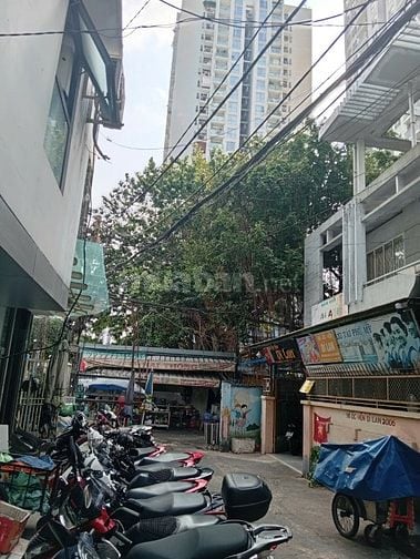 Cư Xá Đồng Tiến Hẻm số 7 Thành Thái Quận 10 Giá tốt