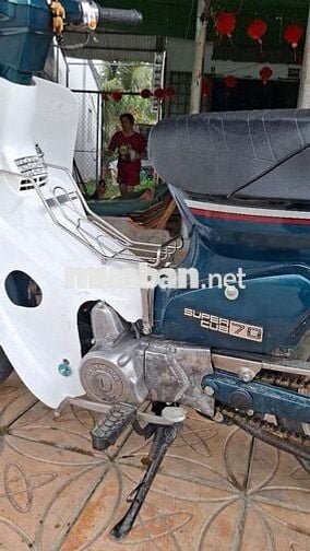 Honda Super Cub 70 Xanh trắng