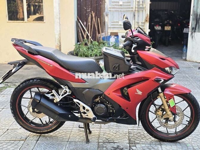 Honda Winner X phanh abs Đỏ chạy 3 ngàn cây