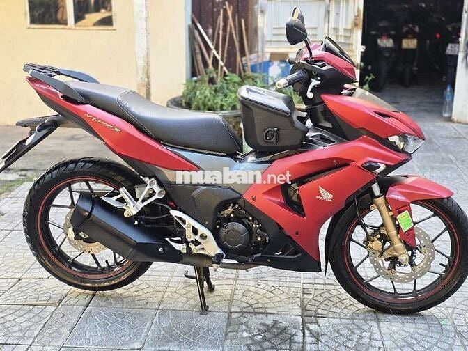 Honda Winner X phanh abs Đỏ chạy 3 ngàn cây