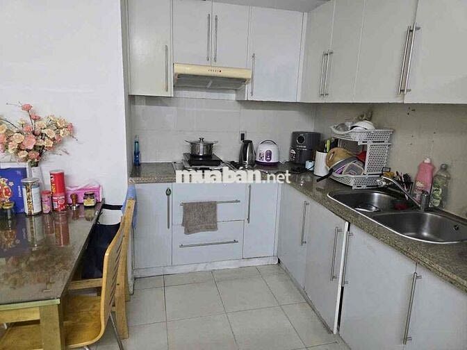 Botanic Tower 95m2,2pn ntcb giá 16tr ở liên