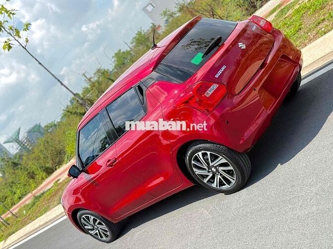 Suzuki Swift 2023 Đỏ