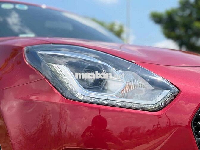 Suzuki Swift 2023 Đỏ