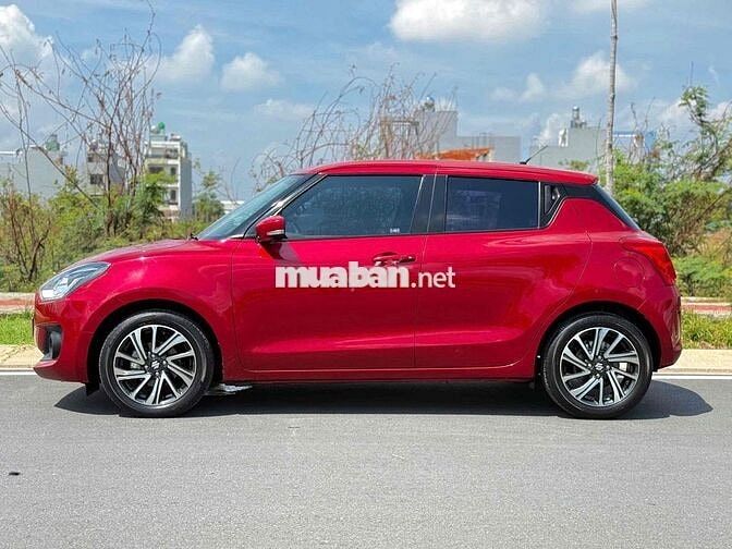 Suzuki Swift 2023 Đỏ