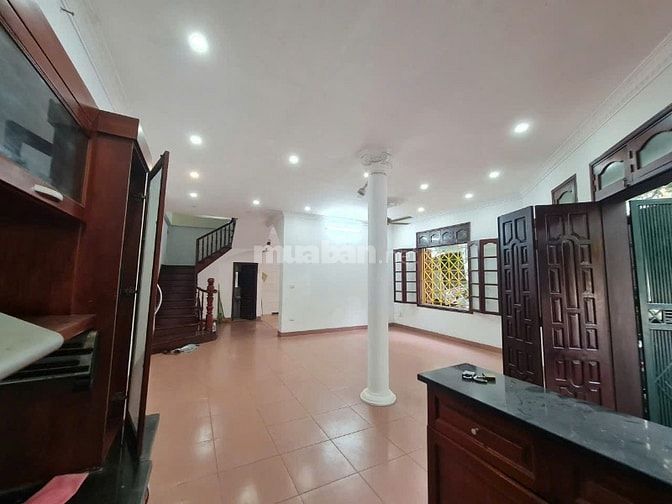 Cho thuê BT sân vườn DT 160m2, 3,5T, MT8m Trần Đại Nghĩa,nhỉnh 30tr.