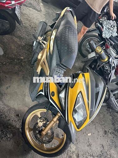 Yamaha Nouvo 2011 Vàng đen