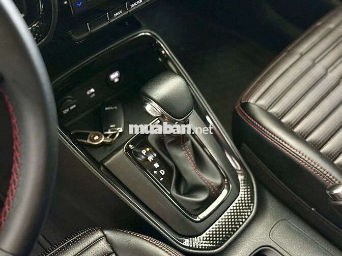 Kia Sonet 2022 1.5AT Luxury 50000 km