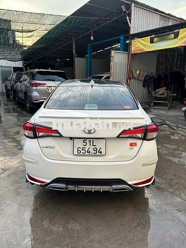 Toyota Vios Trắng Số sàn zin hết cả xe bao check
