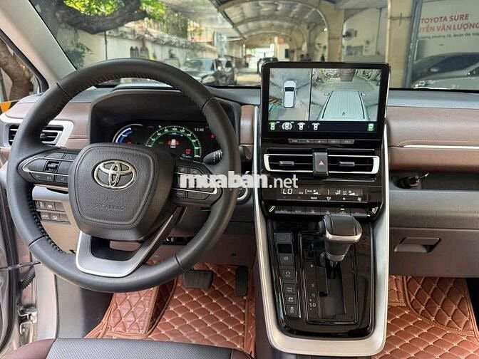 Innova Cross Hybrid 2024, Giá còn TL, có Bank