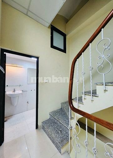  Cho thuê nhà mặt phố số 396 Khâm Thiên XÂY MỚI gần ngã 7 Ô Chợ Dừa