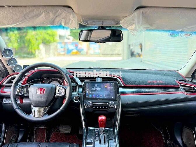Honda Civic 2018 1.8 Trắng 58.000km