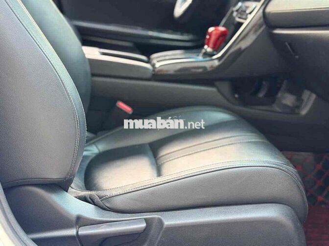 Honda Civic 2018 1.8 Trắng 58.000km